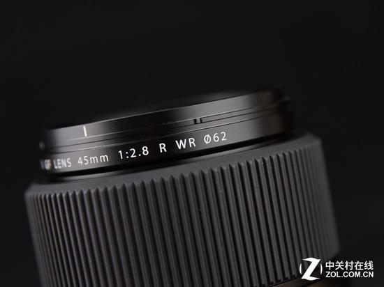 镜头滤镜尺寸为62mm