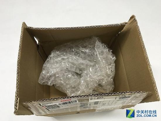 包装盒保存好,为寄回提供方便。