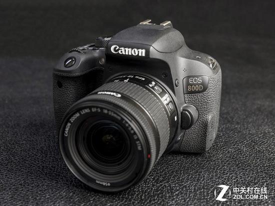 图为佳能EOS 800D