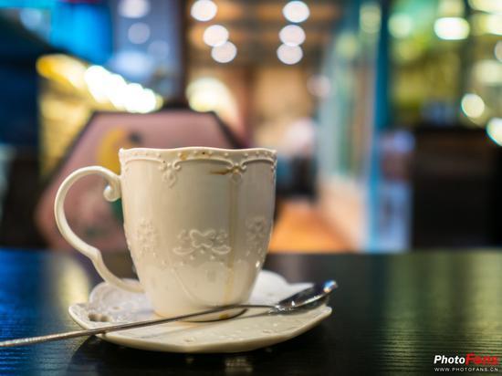 适马16mm f/1.4 DC DN镜头F1.4虚化过度效果