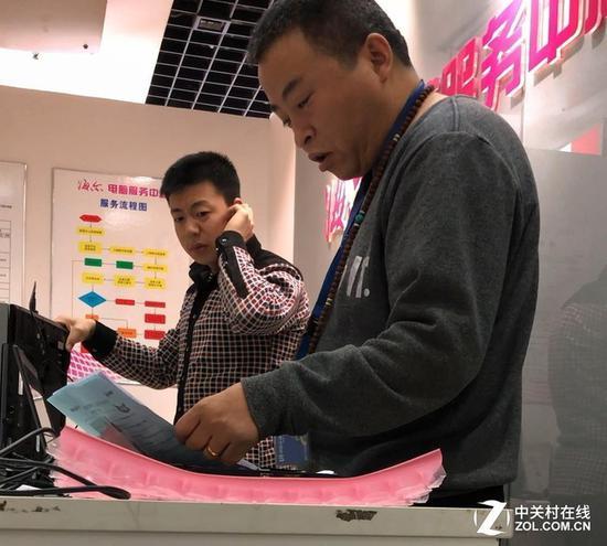 雷神维修工程师在发现非常规故障时主动进行维修上报