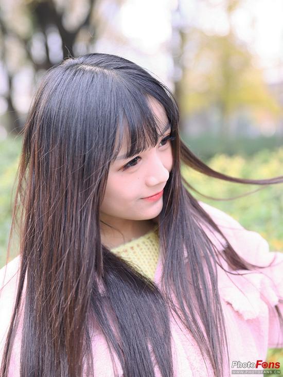 镜头:XIAOYI 42.5mm F1.8