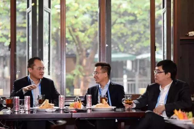 图:2016年王兴、张一鸣与程维在乌镇西栅