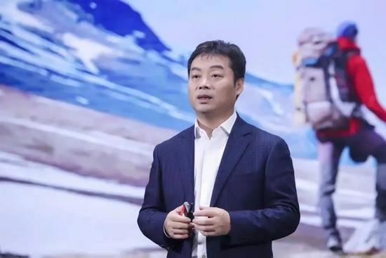 (图/华为公司高级副总裁、华为云CEO、消费者云服务总裁张平安)
