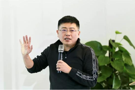 高榕资本投资合伙人、前快手首席增长官刘新华