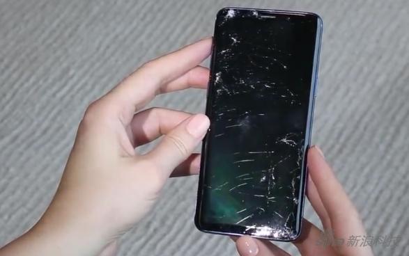 几款手机都是一摔即碎,不用测第二次了……