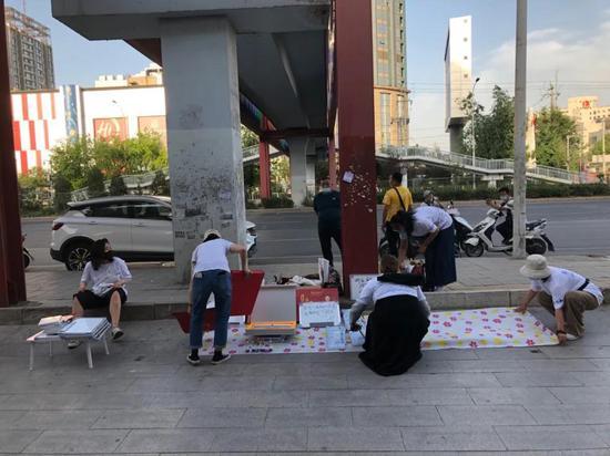 (被撵之后,我们找到了新的地方)
