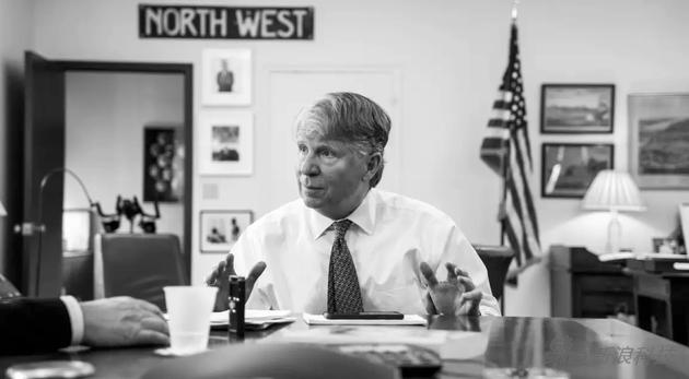 纽约曼哈顿地区检察官Cy Vance Jr(图片来自FAST Company)