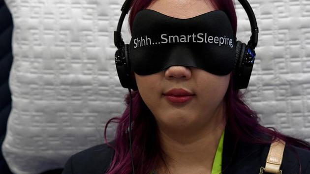 电子产品巨头飞利浦公司也加入了助眠产品的开发,其基于声音的SmartSleep系统旨在让用户从睡眠中尽可能获益