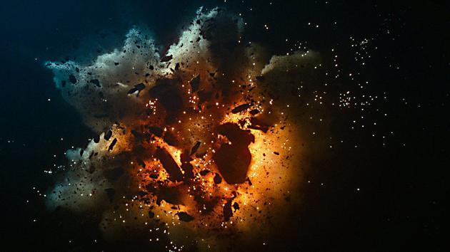 在《星球大战:天行者崛起》中,一艘绪斯同级歼星舰从太空发射了一束超级强大的光束,炸毁了奇基米星