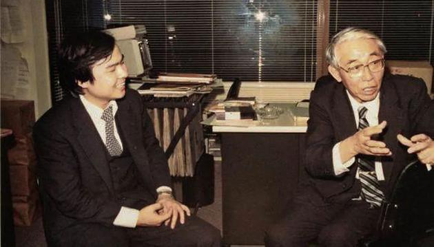 <;孙正义向日本电子产业之父,夏普元老佐佐木正取经>;