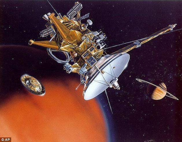正在土星轨道运行的美国卡西尼号探测器。在3月份,一个法国研究小组宣称利用美国宇航局正在土星轨道运行的卡西尼探测器轨道数据,进一步限定了这颗理论上可能存在的第九大行星在天空中的位置范围