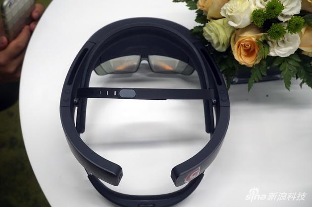微软HoloLens