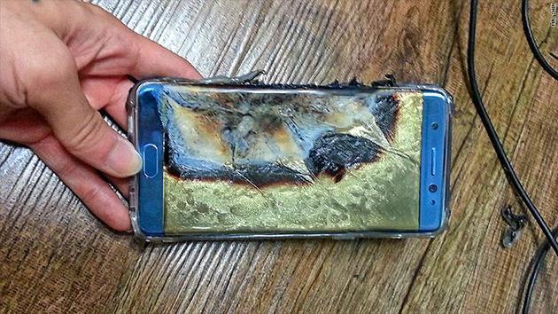 三星因电池起火爆炸问题召回Note 7