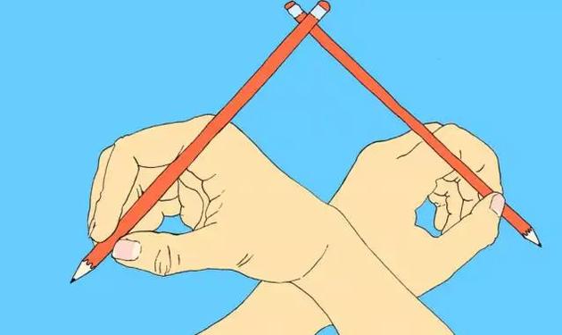 四岁时,人类就开始偏向于使用某一只手。图片来源: Sophie Wolfson