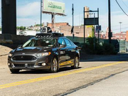 警方首次公布Uber无人车事故视频：车内安全员不专心