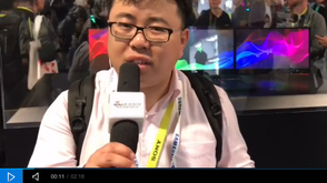 雷蛇三屏幕游戏笔记本 