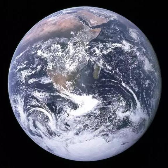 白雪皑皑的地球(图片来源NASA)