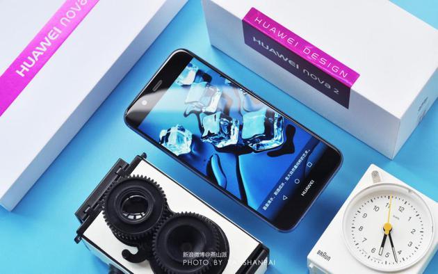 HUAWEI nova 2