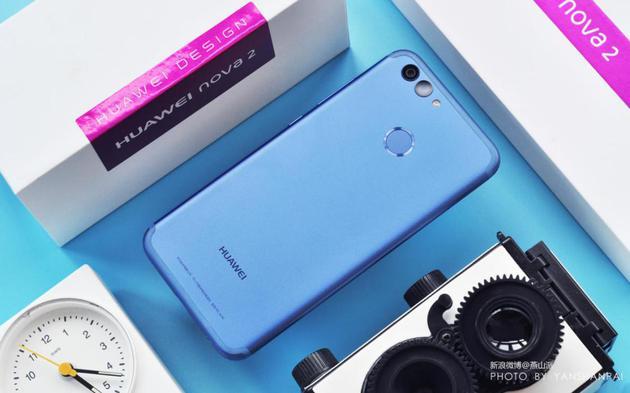 HUAWEI nova 2