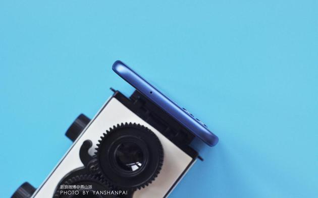 HUAWEI nova 2