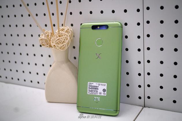 点击图片查看ZTE中兴 小鲜5详细资料