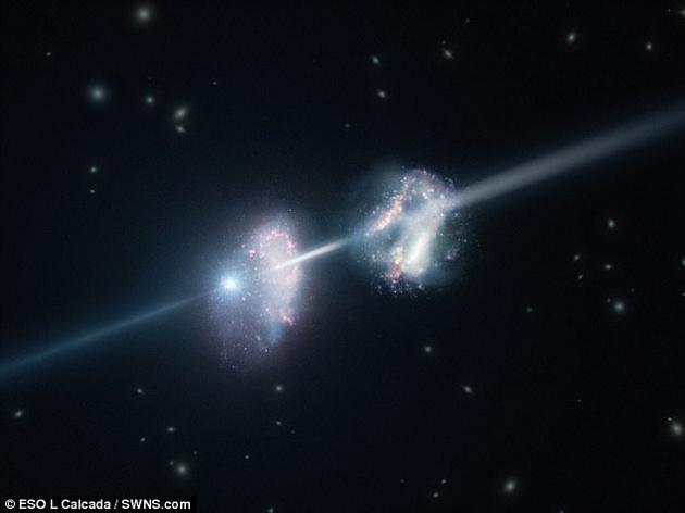 伽马射线暴是宇宙中最剧烈的爆炸,由濒死的巨恒星坍缩爆炸所形成。科学家成功抓拍了一场伽马射线暴的详细过程,以前所未有的细节展现了事件全貌。