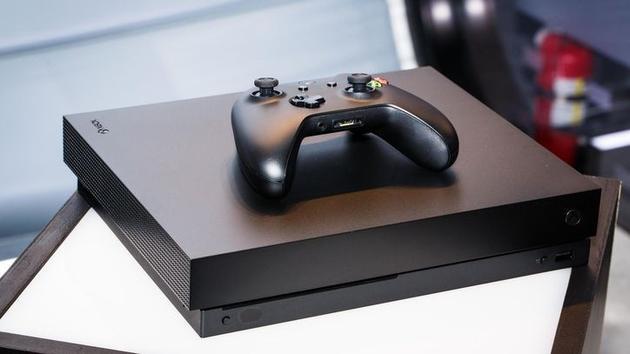 素版Xbox One X