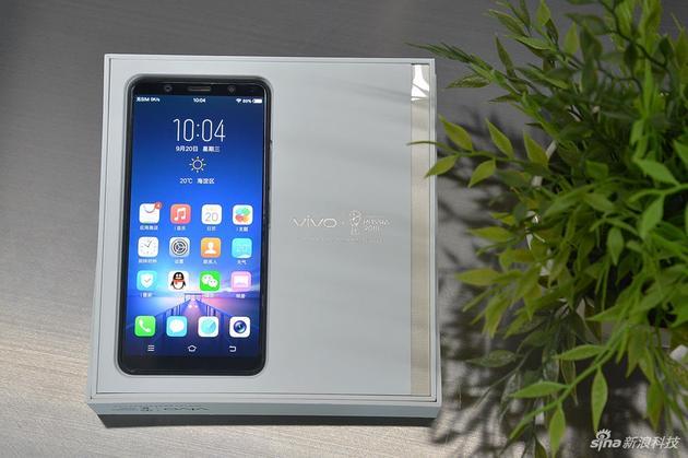 点击图片查看vivo X20详细资料