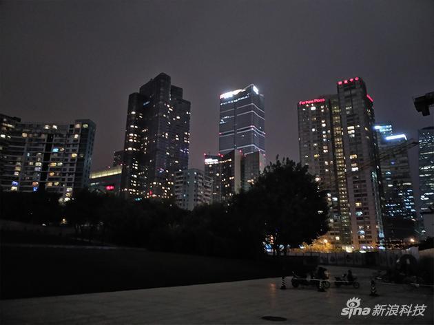 夜间拍摄样张