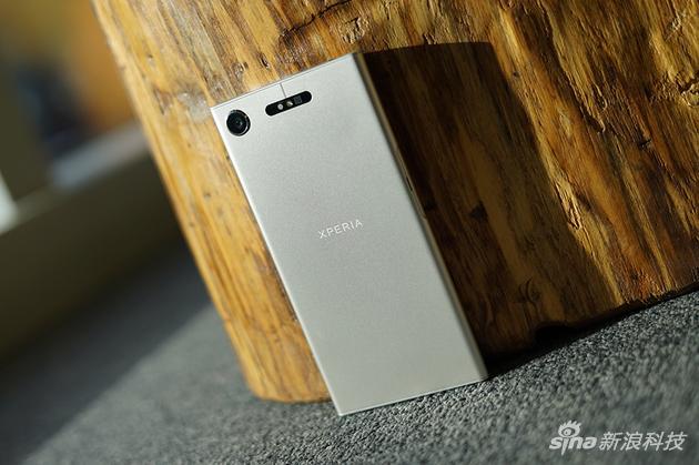 索尼Xperia XZ1来得晚了些