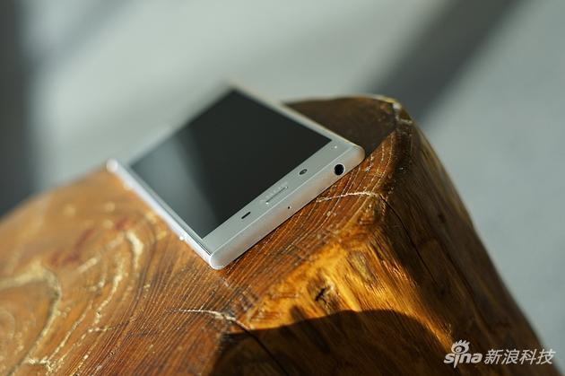 上下的椭圆形完全对称