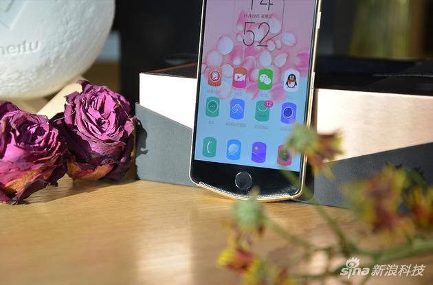 美图V6底部Home键