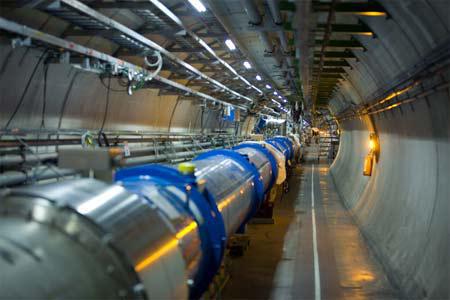 目前世界上最大的强子对撞机——欧洲大型强子对撞机。图片来源:CERN