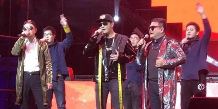 国家队歌手神级演唱现场对比 w700h350z1l10t10964.jpg