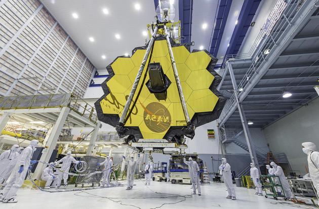 图12:NASA斥巨资建造的詹姆斯·韦伯望远镜,来源:NASA