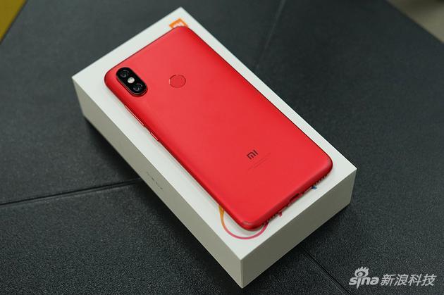 在某细节上和绿厂机型很像