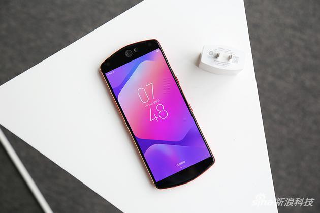美图T9正面