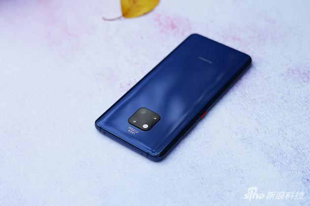三颗镜头各司其职,又可以协同工作
