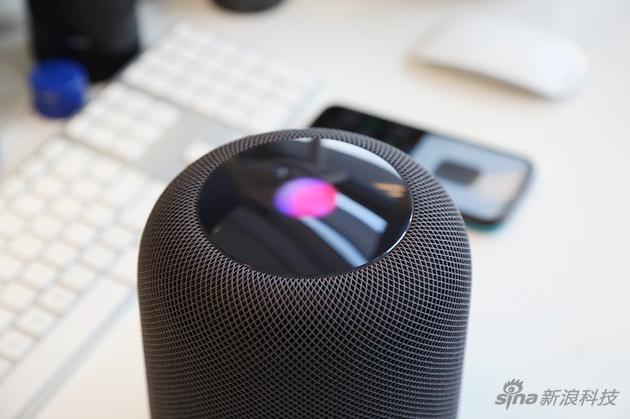 顶部藏着Siri