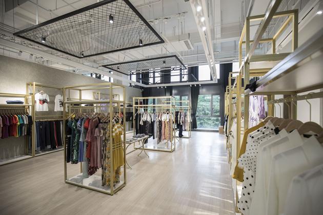 谦寻文化的内部商店,摄于2020年5月25日