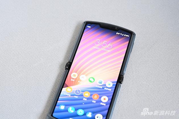 razr 5G的内屏为6.2英寸