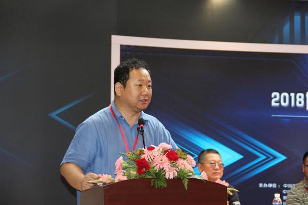 2018世界机器人大赛机器人格斗大赛副主席、教育部机器人教育国培计划专家、北京市优秀教师、北京交通大学附属中学副校长祖浩东