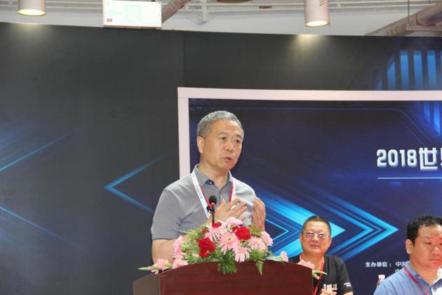 国际机器人竞技与创客教育联盟咨询委员会主任、科技部高技术研究发展中心研究员、刘进长