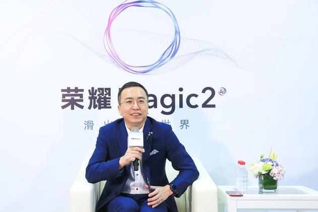 华为荣耀业务部总裁赵明