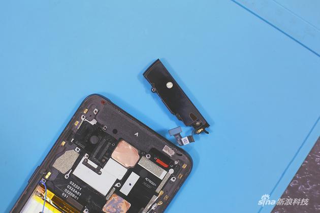 被封装成一个整体的升降式结构