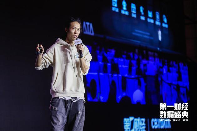 图为泡泡玛特的CMO果小