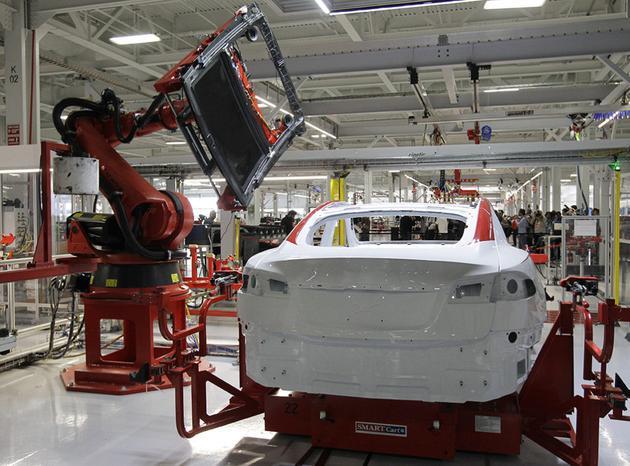 Tesla装配工厂 图片:Paul Sakuma/Associated Press