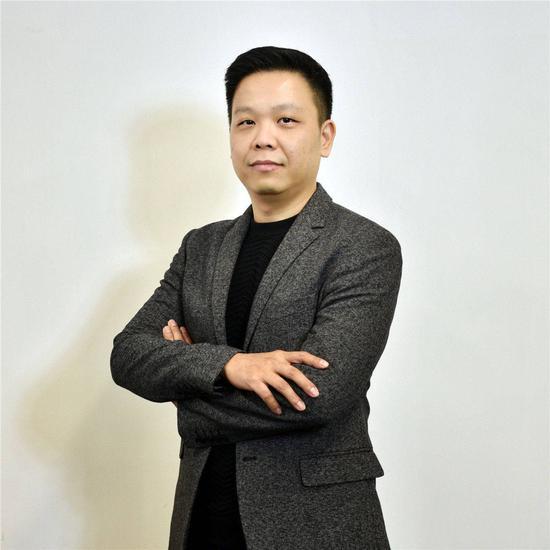 逗号智能 CEO 冯新宇