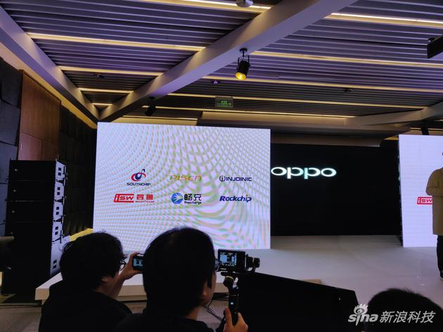 OPPO希望推广自家闪充技术